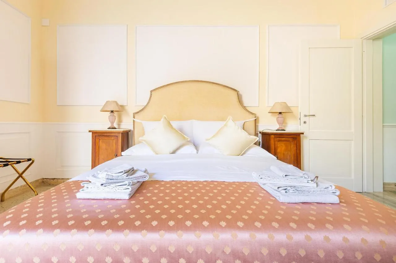 Dimora Le Tre Muse Guesthouse Lecce Bed & Breakfast