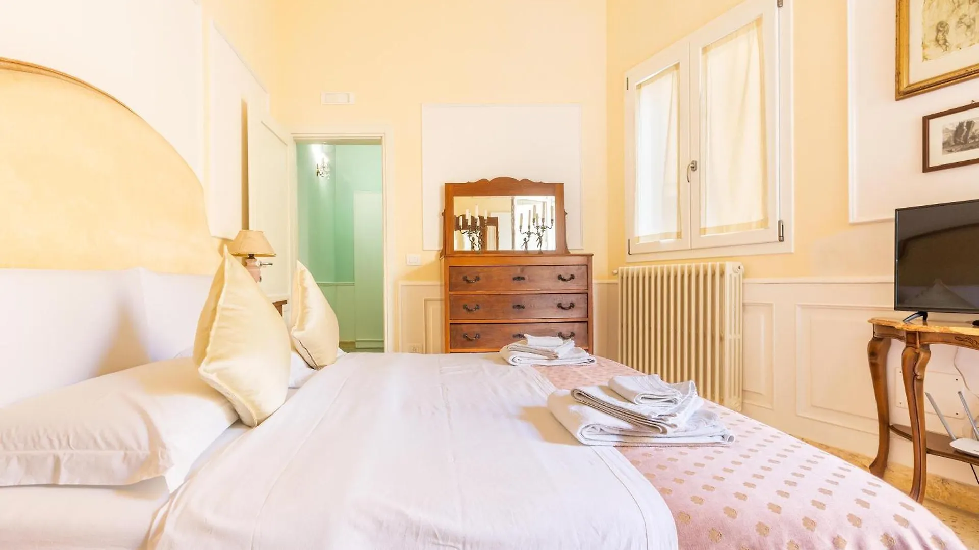 Bed & Breakfast Dimora Le Tre Muse Guesthouse Lecce