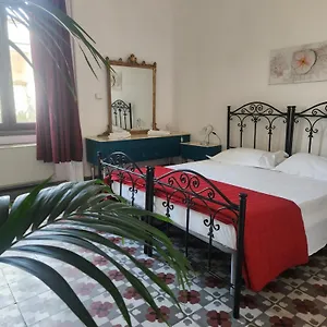 Gasthof Dimora Liberty, Lecce